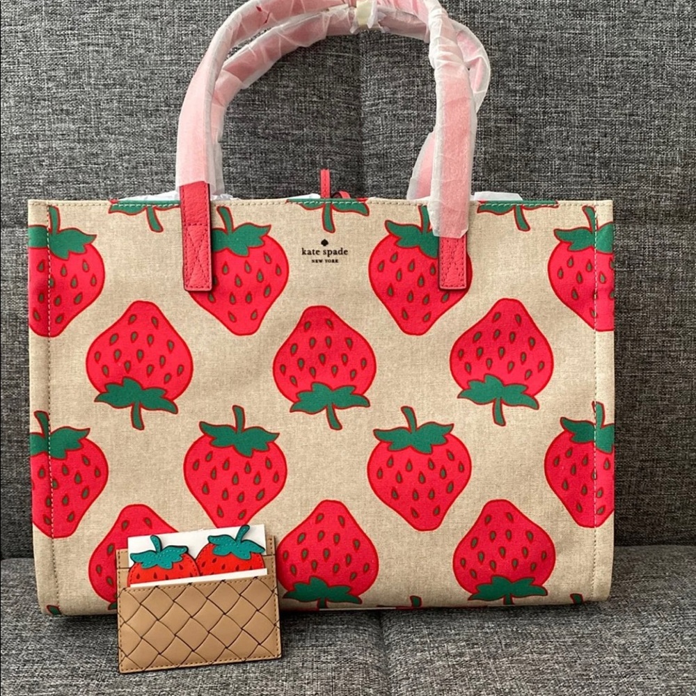 Kate Spade Strawberry 2pc Set